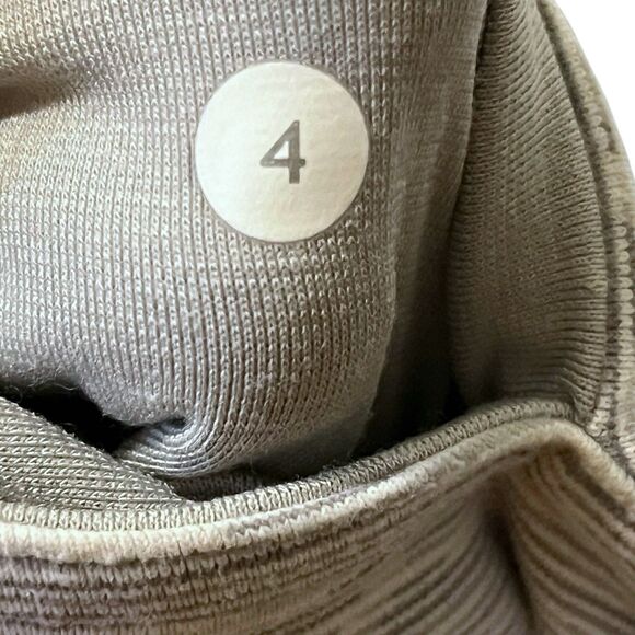 Lululemon Wunder Under High-Rise Women's Size 4 Yoga Workout Stretch Athleisure - Picture 4 of 11